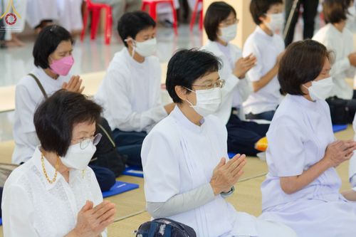 ภาพ No.72888:พิธีถวายภัตตาหารเป็นสังฆทาน แด่คณะพระธรรมยาตราฯ ในโครงการธรรมยาตรากตัญญูบูชา มหาปูชนียาจารย์ พระมงคลเทพมุนี(สด จนฺทสโร) พระผู้ปราบมาร อนุสรณ์สถาน 7 แห่ง ปีที่ 11 วันที่ 20 มกราคม พ.ศ. 2566