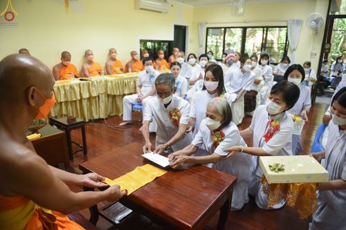 ภาพ No.64260:พิธีทอดกฐินศูนย์ปฏิบัติธรรมริมธาร และศูนย์บ้านแก้วเรือนธรรม จ.สระบุรี วันที่ 30 ตุลาคม พ.ศ. 2565