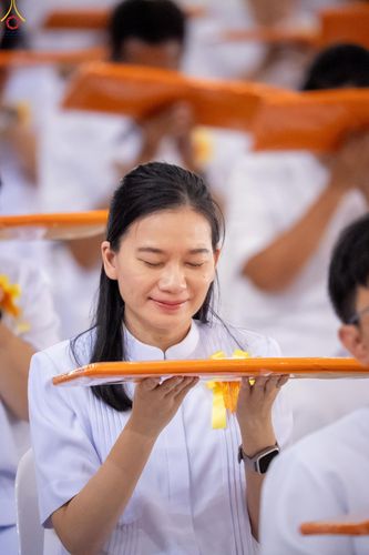 ภาพ No.345593:วันพฤหัสบดีที่ 27 สิงหาคม พ.ศ.2569 พิธีทอดผ้าป่าเพื่อถวายอุปกรณ์สื่อโสตทัศน์ อาคาร 82 ปี หลวงพ่อธัมมชโย พิธีทอดผ้าป่าสมทบกฐินวัดพระธรรมกาย และสมทบกฐิน 30,000 กว่าวัดทั่วไทย ครั้งที่ 1 ประจำปี พุทธศักราช 2569 ณ วัดพระธรรมกาย ปทุมธานี