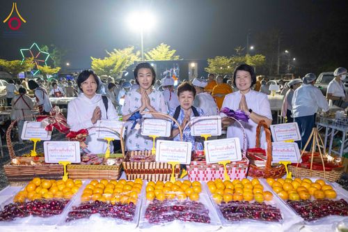 ภาพ No.295459:วันที่ 16 มกราคม พ.ศ. 2569 พิธีถวายภัตตาหารเป็นสังฆทาน แด่พระธรรมยาตรา ณ วัดโบสถ์บน ต.บางคูเวียง จ.นนทบุรี อนุสรณ์สถานลำดับที่ 4 สถานที่เกิดด้วยกายธรรม ในโครงการธรรมยาตรา กตัญญูบูชา มหาปูชนียาจารย์ พระมงคลเทพมุนี(สด จนฺทสโร) พระผู้ปราบมาร อนุสรณ์สถาน 7 แ