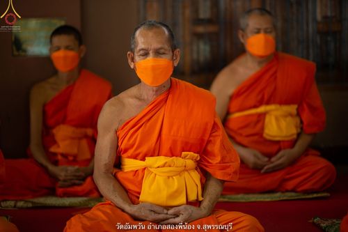 ภาพ No.69141:พระธรรมยาตรา ปฏิบัติศาสนกิจ ทำนุบำรุงศาสนสถาน, สวดธรรมจักร, ปฏิบัติธรรม ร่วมกับชุมชน,นักเรียนเด็กดีวีสตาร์ และร่วมพิธีทอดผ้าป่าบำรุงศาสนสถาน ในโครงการธรรมยาตรากตัญญูบูชา มหาปูชนียาจารย์ พระมงคลเทพมุนี(สด จนฺทสโร) พระผู้ปราบมาร อนุสรณ์สถาน 7 แห่ง ปีที่ 11