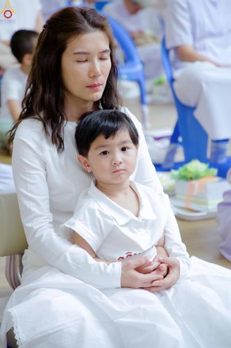 ภาพ No.329025:วันอาทิตย์ที่ 17 พฤษภาคม พ.ศ.2569 พิธีร่วมบุญการศึกษาพระภิกษุสามเณร (หนังสือบาลี นักธรรม ทางก้าวหน้า World-Pec) ณ ห้องแก้วสารพัดนึก 2 วัดพระธรรมกาย