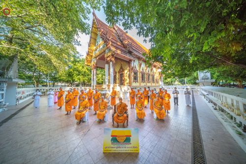 ภาพ No.65808:พิธีอุปสมบทวัดพิรุณศาสตร์ อ.ลำลูกกา จ.ปทุมธานี รับบุญจัดงานโดยสำนักต่างประเทศ ในโครงการอุปสมบทบูชาธรรม มหาปูชนียาจารย์ประจำปี 2565 เมื่อวันที่ 7 ธันวาคม พ.ศ. 2565