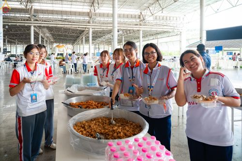 ภาพ No.325488:วันที่ 21-22 เมษายน พ.ศ.2569 การอบรมจิตอาสาเพื่อจัดเตรียมภัตตาหาร และจัดงานถวายมหาสังฆทานแด่ คณะสงฆ์ 40,000 กว่าวัดทั่วประเทศ ณ วัดพระธรรมกาย