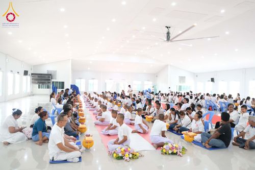 ภาพ No.319647:วันเสาร์ที่ 4 เมษายน พ.ศ.2569 พิธีขอขมา มอบผ้าไตร บรรพชาสามเณร ศูนย์อบรมเยาวชนนครปฐม