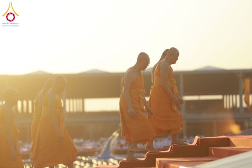 ภาพ No.312231:วันอังคารที่ 3 มีนาคม พ.ศ.2569 พิธีเวียนประทักษิณและจุดมาฆประทีป ณ ลานธรรมพระมหาธรรมกายเจดีย์ วัดพระธรรมกาย