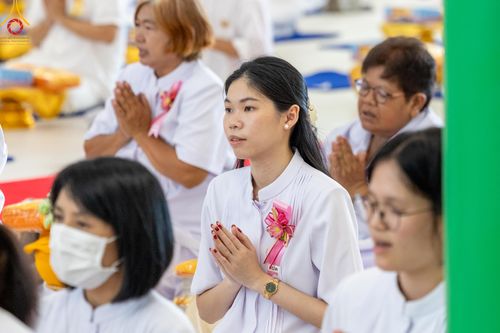 ภาพ No.137756:พิธีอุปสมบทสามเณรอุทิศชีวิต 11 รูป วันวิสาขบูชา พุธที่ 22 พฤษภาคม พ.ศ.2567 ณ อุโบสถ วัดพระธรรมกาย