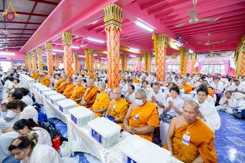 ภาพ No.298288:วันที่ 17 มกราคม พ.ศ. 2569  พิธีเจริญพระพุทธมนต์ ปฏิบัติธรรม มอบทุนการศึกษา ถวายสังฆทาน 109 วัด โครงการธรรมยาตราปีที่ 14 ณ วัดตะเคียน อำเภอบางกรวย จังหวัดนนทบุรี