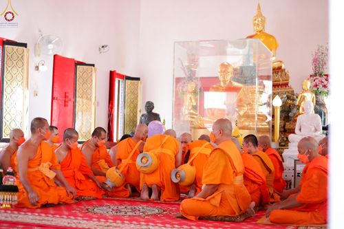 ภาพ No.66216:พิธีอุปสมบทวัดสองพี่น้อง อ.สองพี่น้อง จ.สุพรรณบุรี รับบุญจัดงานโดยสำนักงานวัดฯ เมื่อวันที่ 7 ธันวาคม พ.ศ. 2565