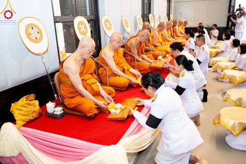 ภาพ No.332339:วันเสาร์ที่ 6 มิถุนายน พ.ศ.2569 พิธีต้อนรับสัญญาบัตร พัดยศ พระราชภาวนาวชิรวิเทศ วิ. ณ อุโบสถพระไตรปิฏก วัดพระธรรมกาย