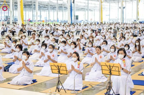 ภาพ No.87923:พิธีรำลึกนักสร้างบารมี ในวันมหารำลึกครั้งที่ 33 วันเสาร์ที่ 16 กันยายน พ.ศ. 2566 ณ หน้ารัตนบัลลังก์ สภาธรรมกายสากล วัดพระธรรมกาย