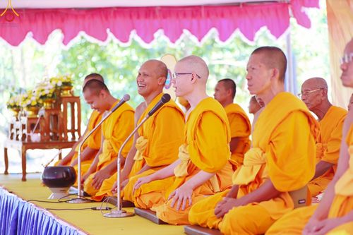 ภาพ No.78268:พิธีทอดผ้าป่าสามัคคีเพื่อสร้างอาคารปฏิบัติธรรมหลังแรก โซนใต้ 2 ครั้งที่ 9 รวมใจ 7 จังหวัดภาคใต้  (สงขลา ปัตตานี ยะลา นราธิวาส ตรัง สตูล และพัทลุง) ณ ศูนย์ปฏิบัติธรรมนานาชาติสะเดา อ.สะเดา จ.สงขลา วันอาทิตย์ที่ 19 มีนาคม 2566