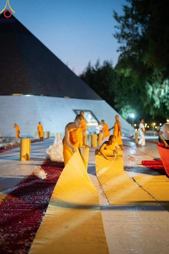 ภาพ No.105905:V.2 ทุ่มเท การเตรียมงาน เก็บงาน การรับบุญของเจ้าหน้าที่หน่วยงานต่างๆ เพื่อโครงการธรรมยาตรา กตัญญูบูชามหาปูชนียาจารย์ พระมงคลเทพมุนี (สด จนฺทสโร) พระผู้ปราบมาร อนุสรณ์สถาน 7 แห่ง ปีที่ 12 ระหว่างวันที่ 2 - 31 มกราคม พ.ศ.2567