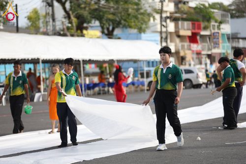 ภาพ No.310359:วันอาทิตย์ที่ 15 กุมภาพันธ์ พ.ศ. 2569 ตักบาตรพระ 1,000 รูป เมืองตรัง ปีที่ 2 ณ ลานพระบรมราชานุสาวรีย์ รัชกาลที่ 5 (หน้าศาลจังหวัดตรัง)อ.เมือง จ.ตรัง