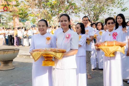 ภาพ No.305095:วันที่ 28 มกราคม พ.ศ. 2569 พิธีทอดผ้าป่าทำนุบำรุงศาสนสถาน ณ วัดเกิดการอุดม อ.คลองหลวง จ.ปทุมธานี ในโครงการธรรมยาตรา กตัญญูบูชา มหาปูชนียาจารย์ พระมงคลเทพมุนี(สด จนฺทสโร) พระผู้ปราบมาร อนุสรณ์สถาน 7 แห่ง ปีที่ 14