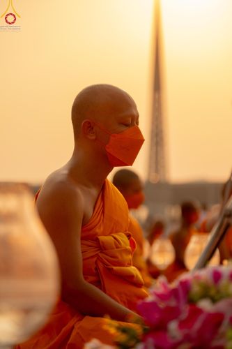 ภาพ No.122077:พิธีจุดประทีปถวายเป็นพุทธบูชา และบูชาธรรมมหาปูชนียาจารย์ พระมงคลเทพมุนี(สด จนฺทสโร) ในโครงการธรรมยาตรา กตัญญูบูชา มหาปูชนียาจารย์ พระมงคลเทพมุนี(สด จนฺทสโร) พระผู้ปราบมาร อนุสรณ์สถาน 7 แห่ง ปีที่ 12 วันที่ 31 มกราคม พ.ศ. 2567 ณ วัดพระธรรมกาย จ.ปทุมธานี