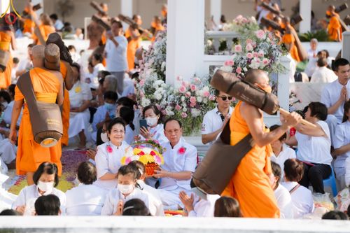 ภาพ No.113208:พิธีต้อนรับพระธรรมยาตรา ปีที่ 12 วันที่ 15 มกราคม พ.ศ. 2567 ณ วัดโบสถ์บน จ.นนทบุรี