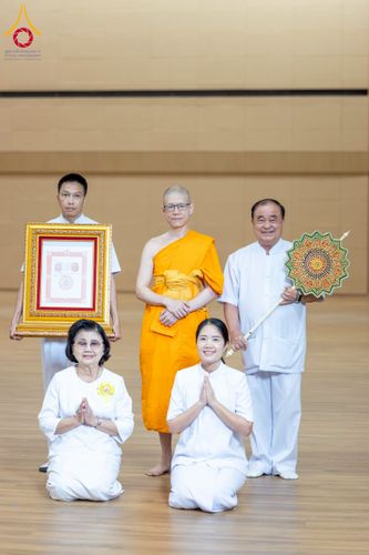 ภาพ No.232616:วันอาทิตย์ที่ 6 กรกฏาคม พ.ศ. 2568 พิธีมุทิตาสักการะพระครูสัญญาบัตร ปีพุทธศักราช 2568 ณ ห้องแก้วสารพัดนึก2 สภาธรรมกายสากล วัดพระธรรมกาย