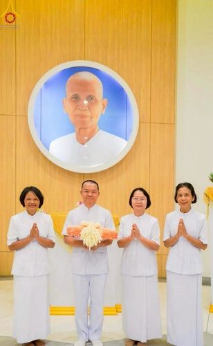 ภาพ No.223252:วันที่ 2 -10 พฤษภาคม พ.ศ. 2568 พิธีตัดปอยผม ปลงผม พิธีขอขมาลาอุปสมบทอุทิศชีวิต ของอุบาสก พิสิทธิ์ หมื่นแกล้ว  ณ วัดพระธรรมกาย