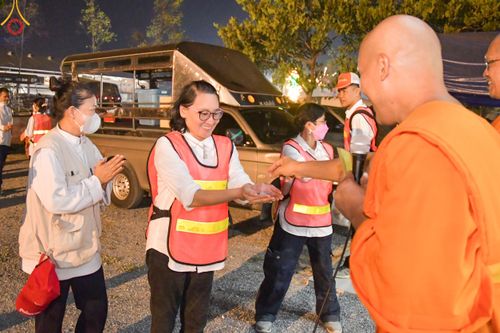 ภาพ No.110951:V.9 กล้าเก่ง การเตรียมงาน เก็บงาน การรับบุญของเจ้าหน้าที่หน่วยงานต่างๆ เพื่อโครงการธรรมยาตรา กตัญญูบูชามหาปูชนียาจารย์ พระมงคลเทพมุนี (สด จนฺทสโร) พระผู้ปราบมาร อนุสรณ์สถาน 7 แห่ง ปีที่ 12 ระหว่างวันที่ 2 - 31 มกราคม พ.ศ.2567