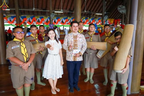 ภาพ No.192067:พิธีทอดผ้าป่าทำนุบำรุงศาสนสถาน ณ วัดสรรเพชญ ต.ยายชา อ.สามพราน จ.นครปฐม ในโครงการธรรมยาตรา กตัญญูบูชา มหาปูชนียาจารย์ พระมงคลเทพมุนี(สด จนฺทสโร) พระผู้ปราบมาร อนุสรณ์สถาน 7 แห่ง ปีที่ 13 วันที่ 9 มกราคม พ.ศ. 2568