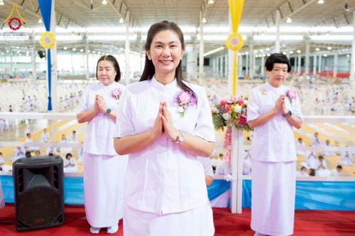 ภาพ No.261309:วันอาทิตย์ที่ 5 ตุลาคม พ.ศ. 2568 พิธีจุดเทียนใจ ไฟนิรันด์ อนันตชัย ณ สภาธรรมกายสากล วัดพระธรรมกาย