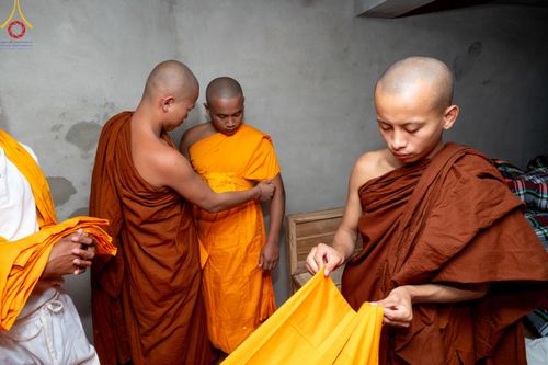 ภาพ No.130381:Photo Story ปฐมบรรพชาชาวพุทธมาร์มา Episode 3/5 วันที่ 9 กุมภาพันธ์ พ.ศ. 2567 ในโครงการบรรพชาสามเณร ครั้งแรกของชาวพุทธมาร์มา บังกลาเทศ ณ วัดธัมจักร อรัญกุฏิ เมืองรัมการ์ คาร์กาชารี บังกลาเทศ
