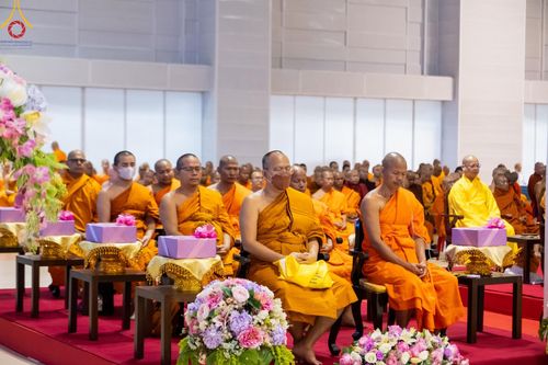 ภาพ No.146885:การต้อนรับพระสังฆาธิการ 2,000 กว่าวัดทั่วประเทศ และพิธีบูชาข้าวพระ เนื่องในวันสมาธิโลก วันอาทิตย์ที่ 4 สิงหาคม พ.ศ. 2567 ณ สภาธรรมกายสากล วัดพระธรรมกาย