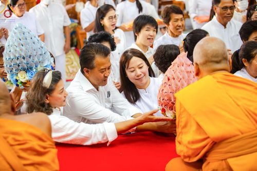 ภาพ No.162832:โครงการกฐินสามัคคีทั่วไทย 30,000 วัด บูชาธรรม 80 ปี หลวงพ่อธัมมชโย โดย คณะศิษยานุศิษย์วัดพระธรรมกาย ณ วัดโบสถ์บน จ.นนทบุรี วันที่ 19 ตุลาคม พ.ศ. 2567