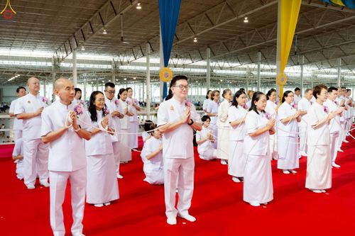 ภาพ No.247163:วันที่ 21 กันยายน พ.ศ. 2568 งานบุญวันอาทิตย์ พิธีจุดเทียนใจ ไฟนิรันด์ อนันตชัย ณ วัดพระธรรมกาย จ.ปทุมธานี