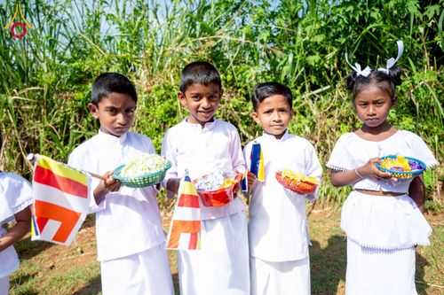 ภาพ No.226353:วันที่ 7-10 พฤษภาคม พ.ศ. 2568 โครงการเดินธรรมยาตรา สยาม-ลังกา ธรรมยาตรา ฉลองเทศกาลวิสาขบูชาแห่งชาติ ศรีลังกา บูชาธรรม 81 ปี หลวงพ่อธัมมชโย เมืองนูวราอิลิยา ประเทศศรีลังกา