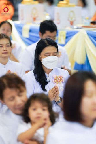 ภาพ No.60048:พิธีเจริญพระพุทธมนต์ "ฉลองอายุวัฒนมงคล 80 ปี หลวงพ่อธัมมชโย" พิธีถวายไทยธรรม คณะสงฆ์ 10,000 กว่าวัดทั่วประเทศ ในวันคุ้มครองโลก วันจันทร์ที่ 22 เมษายน พ.ศ. 2567 ณ สภาธรรมกายสากล วัดพระธรรมกาย จ.ปทุมธานี