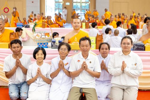 ภาพ No.272974:วันอาทิตย์ที่ 23 พฤศจิกายน พ.ศ.2568 พิธีมุทิตาสักการะ พระมหาเถระและพระเถระ ประจำปีพุทธศักราช 2568 ณ ห้องแก้วสารพัดนึก 2 สภาธรรมกายสากล  วัดพระธรรมกาย