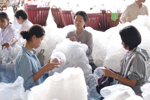 ภาพ No.124212:V.26 มาฆะ มากันนะ การรับบุญเตรียมงาน ของเจ้าหน้าที่หน่วยงานต่างๆ เพื่อวันมาฆบูชา วันเสาร์ที่ 24 กุมภาพันธ์  พ.ศ. 2567 ณ วัดพระธรรมกาย จ.ปทุมธานี