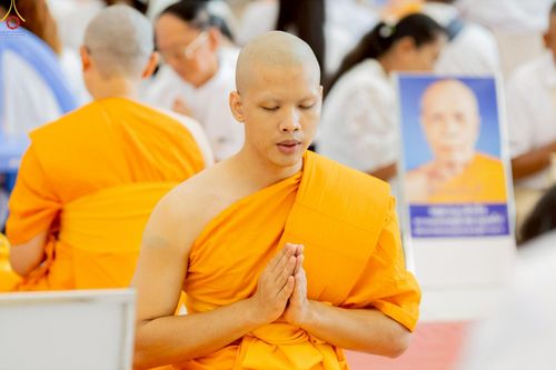 ภาพ No.229252:วันเสาร์ที่ 14 มิถุนายน พ.ศ. 2568 พิธีบรรพชา , พิธีถวายบาตร , พิธีอุปสมบท ในโครงการบรรพชาอุปสมบทหมู่ ผู้บริหารรุ่นที่ 15 และ อุดมศึกษา รุ่นที่ 52 ณ โบสถ์พระไตรปิฎก วัดพระธรรมกาย