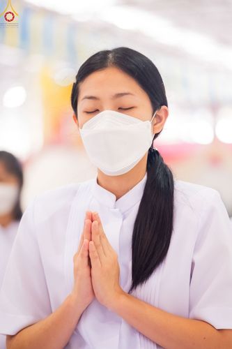 ภาพ No.89542:พิธีตักบาตร ข้าวสารอาหารแห้ง พิธีบูชาข้าวพระ และพิธีจุดเทียนใจ ไฟนิรันดร์  อนันตชัย ณ สภาธรรมกายสากล วัดพระธรรมกาย วันอาทิตย์ที่ 1 ตุลาคม พ.ศ. 2566