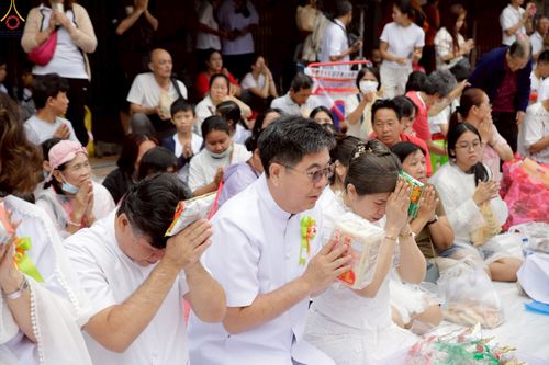 ภาพ No.245352:วันอาทิตย์ที่ 14 กันยายน พ.ศ. 2568 ตักบาตรพระ 555 รูป มหากุศล  น้อมถวายเป็นพุทธบูชา ณ หอนาฬิกาเบตง อ.เบตง จ.ยะลา