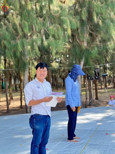 ภาพ No.198825:V.50 สารพัดV สารพัดดี ที่ธรรมยาตรา ในโครงการธรรมยาตรา กตัญญูบูชา มหาปูชนียาจารย์ พระมงคลเทพมุนี(สด จนฺทสโร) พระผู้ปราบมาร อนุสรณ์สถาน 7 แห่ง ปีที่ 13 ระหว่างวันที่ 2-31 มกราคม พ.ศ. 2568