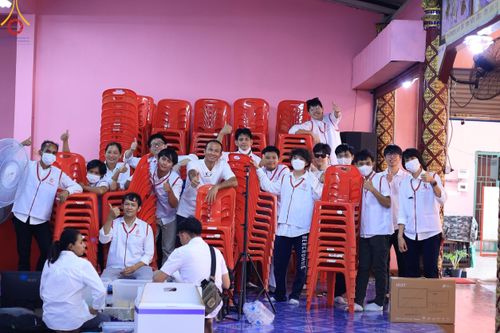 ภาพ No.117055:V.16 เป็นทีม การเตรียมงาน เก็บงาน การรับบุญของเจ้าหน้าที่หน่วยงานต่างๆ เพื่อโครงการธรรมยาตรา กตัญญูบูชามหาปูชนียาจารย์ พระมงคลเทพมุนี (สด จนฺทสโร) พระผู้ปราบมาร อนุสรณ์สถาน 7 แห่ง ปีที่ 12 ระหว่างวันที่ 2 - 31 มกราคม พ.ศ. 2567