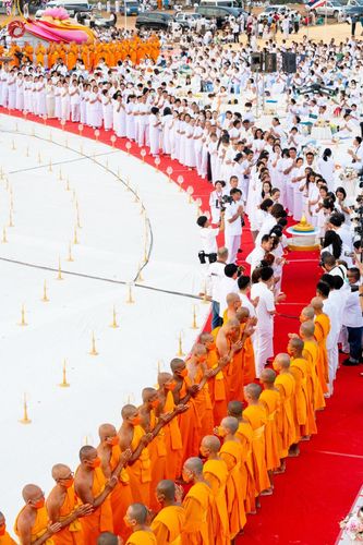ภาพ No.129448:พิธีประดิษฐานพระบรมสารีริกธาตุ ณ มหารัตนะเจดีย์สิริปทุมสวรรค์ ศูนย์ปฏิบัติธรรมภาคใต้ อ.บางกล่ำ จ.สงขลา วันที่ 10 มีนาคม พ.ศ.2567