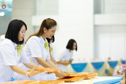 ภาพ No.150199:พิธีทอดผ้าป่าสมทบกฐินวัดพระธรรมกาย และสมทบกฐิน 30,000 วัดทั่วไทย ครั้งที่ 1 เนื่องในวันธรรมชัย 27 สิงหาคม พ.ศ.2567 ณ สภาธรรมกายสากล วัดพระธรรมกาย