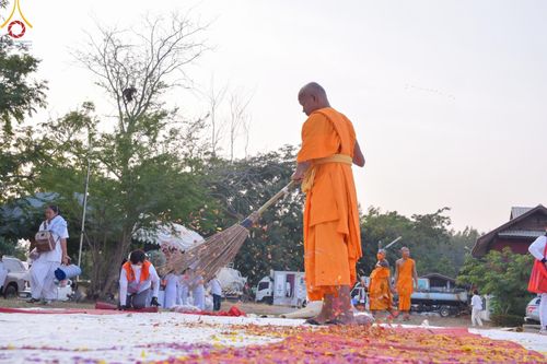 ภาพ No.111710:V.10 เก่งกล้า การเตรียมงาน เก็บงาน การรับบุญของเจ้าหน้าที่หน่วยงานต่างๆ เพื่อโครงการธรรมยาตรา กตัญญูบูชามหาปูชนียาจารย์ พระมงคลเทพมุนี (สด จนฺทสโร) พระผู้ปราบมาร อนุสรณ์สถาน 7 แห่ง ปีที่ 12 ระหว่างวันที่ 2 - 31 มกราคม พ.ศ.2567