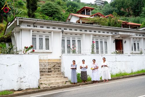 ภาพ No.226409:วันที่ 7-10 พฤษภาคม พ.ศ. 2568 โครงการเดินธรรมยาตรา สยาม-ลังกา ธรรมยาตรา ฉลองเทศกาลวิสาขบูชาแห่งชาติ ศรีลังกา บูชาธรรม 81 ปี หลวงพ่อธัมมชโย เมืองนูวราอิลิยา ประเทศศรีลังกา