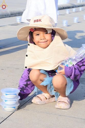 ภาพ No.60990:V.37 ยิ่งกว่าดี เพื่อ 80 ปีของพ่อ ภาพการเตรียมงานของหน่วยงานต่างๆ เพื่อพิธีฉลองอายุวัฒนมงคล 80 ปี หลวงพ่อธัมมชโย และรับถวายมหาสังฆทาน 10,000 กว่าวัดทั่วประเทศ ในวันคุ้มครองโลก วันจันทร์ที่ 22 เมษายน พ.ศ. 2567