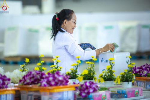 ภาพ No.207392:พิธีตักบาตร และปฏิบัติธรรมช่วงสาย ในวันมาฆบูชา วันพุธที่ 12 กุมภาพันธ์ พ.ศ. 2568 ณ วัดพระธรรมกาย จังหวัดปทุมธานี