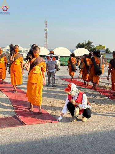 ภาพ No.108812:V.6 บุญเข้า การเตรียมงาน เก็บงาน การรับบุญของเจ้าหน้าที่หน่วยงานต่างๆ เพื่อโครงการธรรมยาตรา กตัญญูบูชามหาปูชนียาจารย์ พระมงคลเทพมุนี (สด จนฺทสโร) พระผู้ปราบมาร อนุสรณ์สถาน 7 แห่ง ปีที่ 12 ระหว่างวันที่ 2 - 31 มกราคม พ.ศ.2567