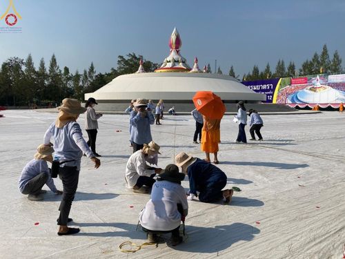 ภาพ No.109494:V.7 พลังใจ การเตรียมงาน เก็บงาน การรับบุญของเจ้าหน้าที่หน่วยงานต่างๆ เพื่อโครงการธรรมยาตรา กตัญญูบูชามหาปูชนียาจารย์ พระมงคลเทพมุนี (สด จนฺทสโร) พระผู้ปราบมาร อนุสรณ์สถาน 7 แห่ง ปีที่ 12 ระหว่างวันที่ 2 - 31 มกราคม พ.ศ.2567