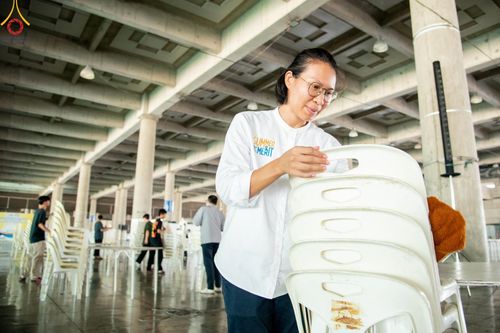 ภาพ No.60681:V.38 ทุ่มพลังเพื่อพ่อครบ 80 ปี ภาพการเตรียมงานของหน่วยงานต่างๆ เพื่อพิธีฉลองอายุวัฒนมงคล 80 ปี หลวงพ่อธัมมชโย และรับถวายมหาสังฆทาน 10,000 กว่าวัดทั่วประเทศ ในวันคุ้มครองโลก วันจันทร์ที่ 22 เมษายน พ.ศ. 2567