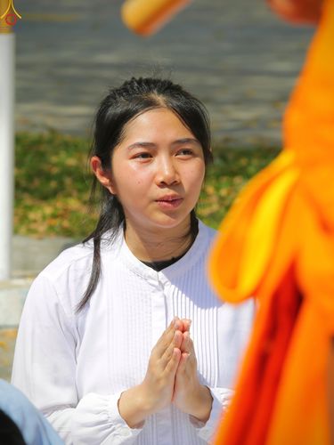 ภาพ No.304647:วันที่ 25 มกราคม พ.ศ. 2569 พิธีต้อนรับพระธรรมยาตรา (ภาพชุดที่ 2) รร.สามัคคีราษฏร์บำรุง-วัดพระธรรมกาย ในโครงการธรรมยาตรา กตัญญูบูชา มหาปูชนียาจารย์ พระมงคลเทพมุนี(สด จนฺทสโร) พระผู้ปราบมาร อนุสรณ์สถาน 7 แห่ง ปีที่ 14