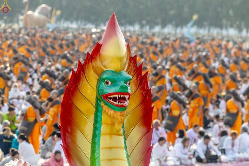 ภาพ No.299603:วันที่ 18 มกราคม พ.ศ. 2569 พิธีต้อนรับพระธรรมยาตรา (ภาพชุดที่ 2) ณ อนุสรณ์สถานลำดับที่ 5  สถานที่เผยแผ่วิชชาธรรมกายครั้งแรก อนุสรณ์สถานบางปลา วัดบางปลา อำเภอบางเลน จังหวัดนครปฐม ในโครงการธรรมยาตรา กตัญญูบูชา มหาปูชนียาจารย์ พระมงคลเทพมุนี(สด จนฺทสโร) พระ